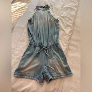 Cloth & Stone Chambray Tie-Waist Sleeveless Romper in Light Blue